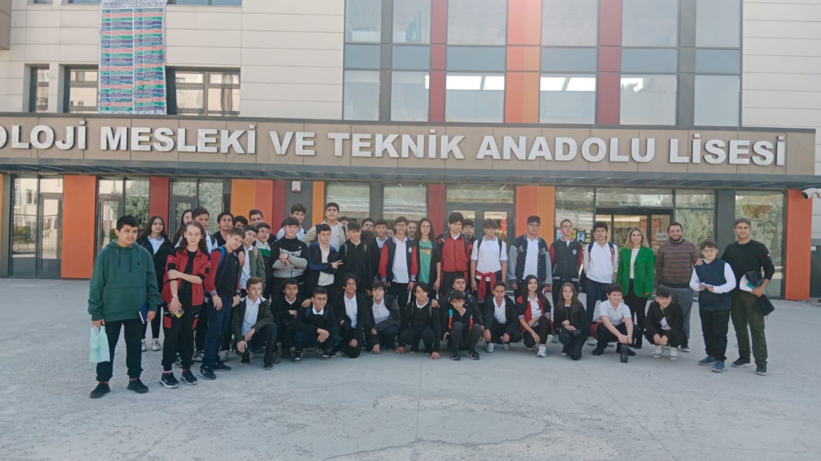 Okulumuz öğrencileri Cezeri Yeşil Meslek Teknik Lisesini ziyaret etti